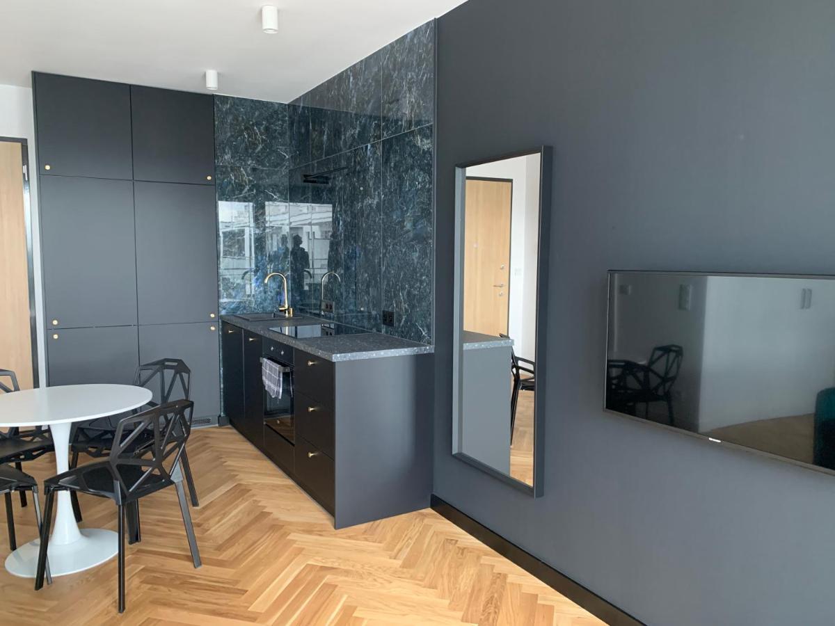 Apartamenty Wola Goleszowska วอร์ซอ ภายนอก รูปภาพ